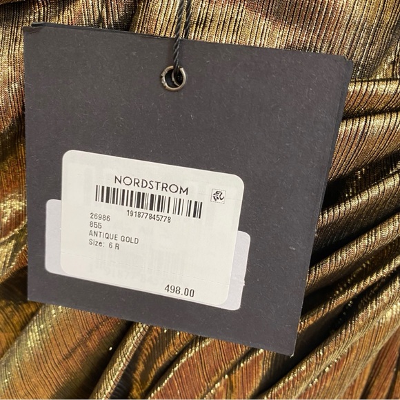 Ieena for Mac Duggal NWT Liquid Gold Asymmetrical Draped Metallic Trumpet Gown - Picture 9 of 11